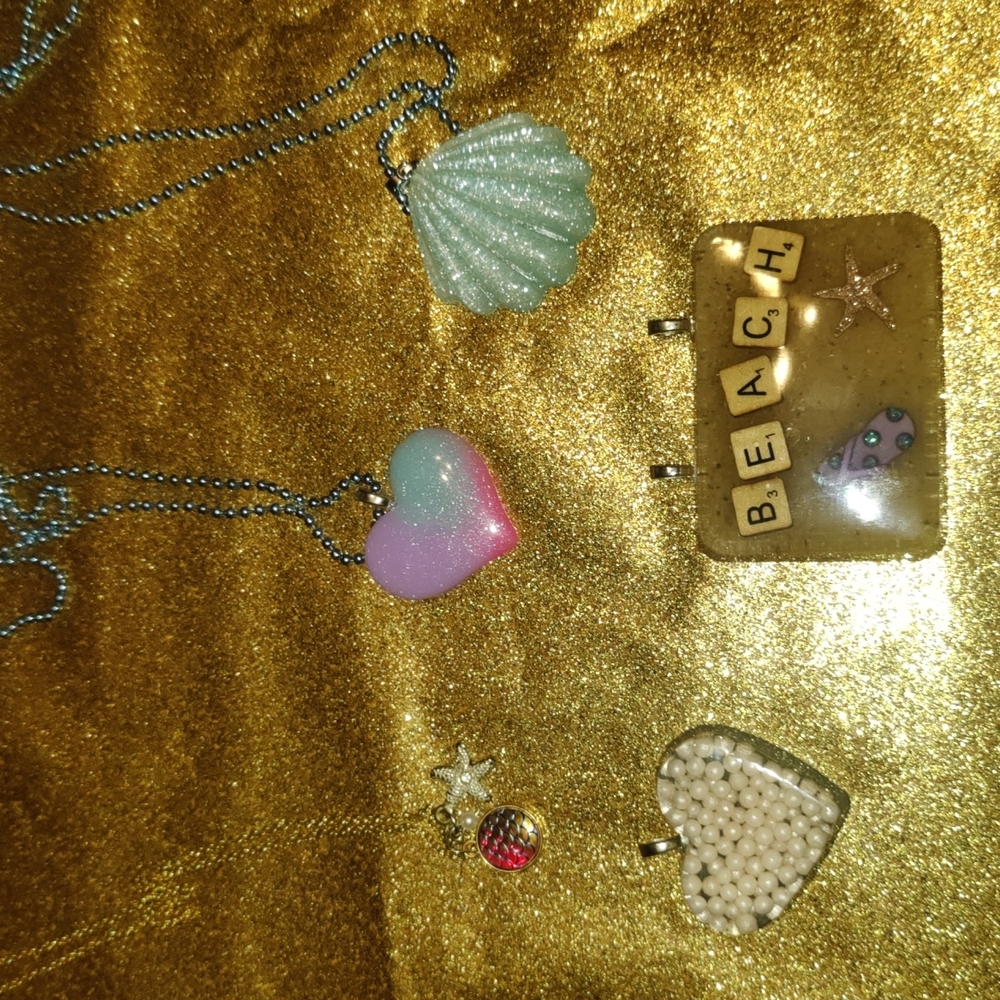 Lot of Girls Necklaces/Pendants Interchangeable